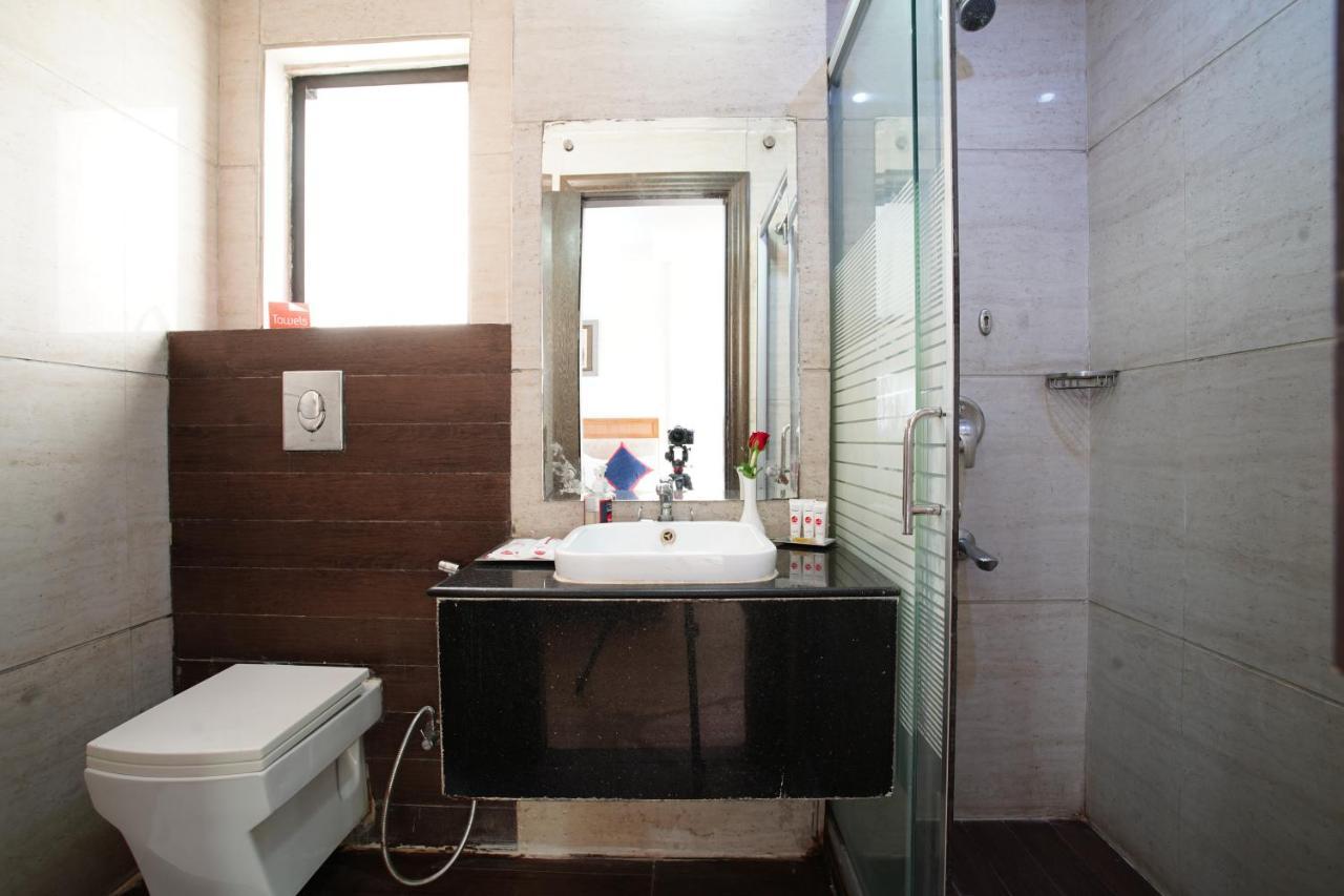 Zip By Spree Hotels Delhi Greater Kailash New Delhi Buitenkant foto