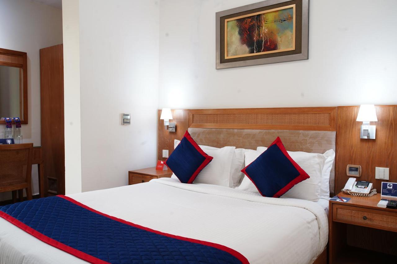 Zip By Spree Hotels Delhi Greater Kailash New Delhi Buitenkant foto