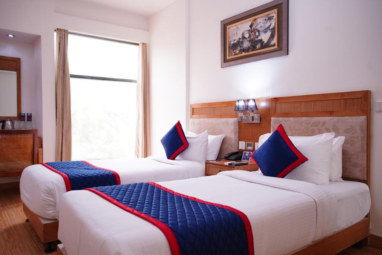 Zip By Spree Hotels Delhi Greater Kailash New Delhi Buitenkant foto